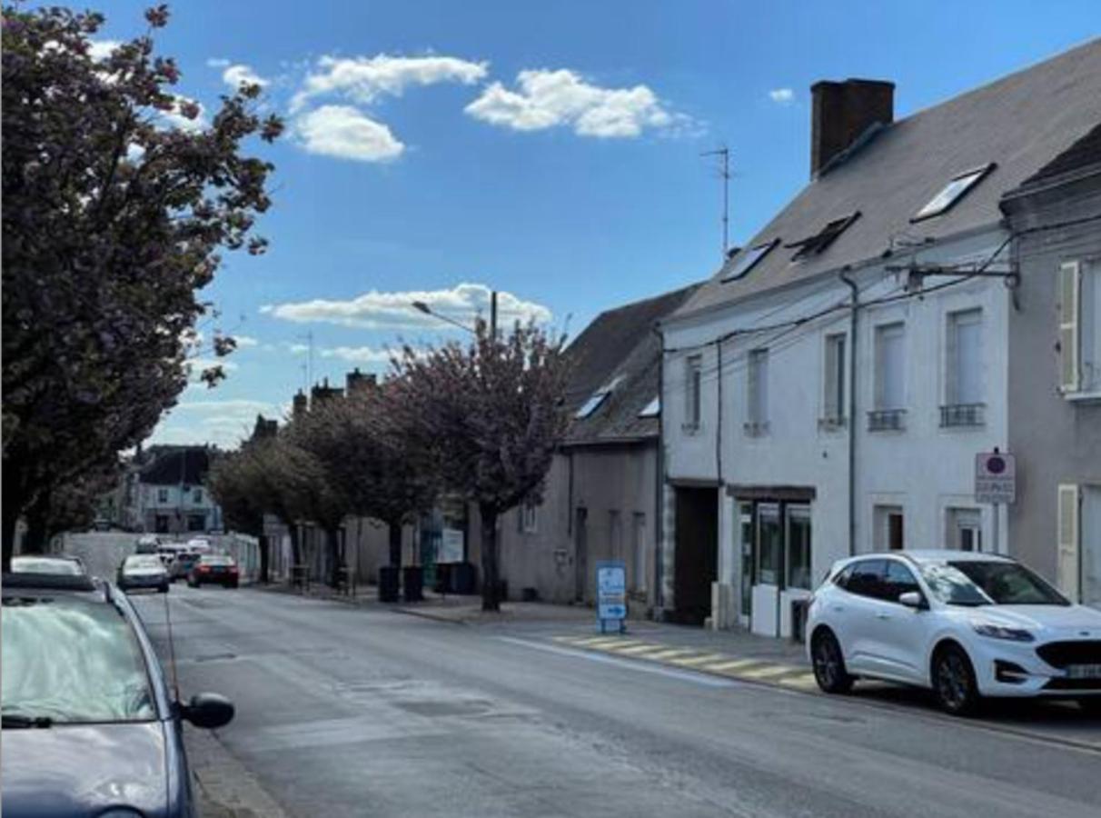 Appartement Avec Parking Gratuit Et Wifi Vierzon Εξωτερικό φωτογραφία