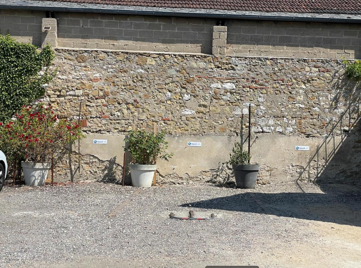 Appartement Avec Parking Gratuit Et Wifi Vierzon Εξωτερικό φωτογραφία