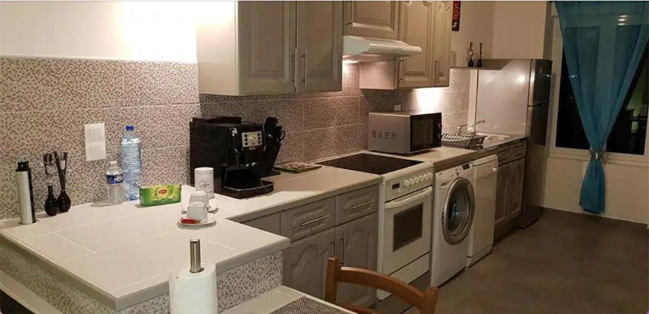 Appartement Avec Parking Gratuit Et Wifi Vierzon Εξωτερικό φωτογραφία